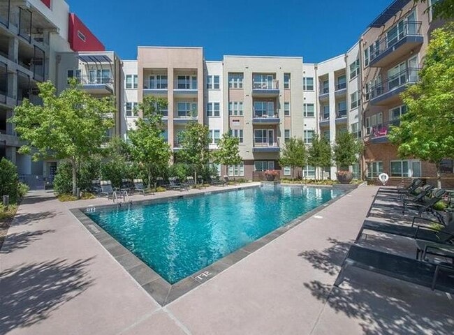 Photo - 1210 S Lamar St Unidad a1