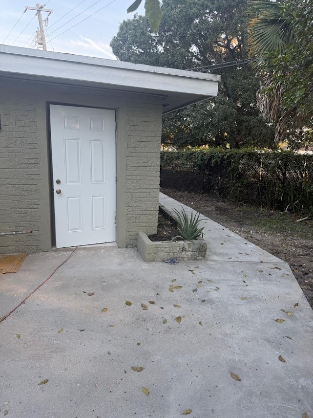 Building Photo - 1021 NW 25th Way Unit 3