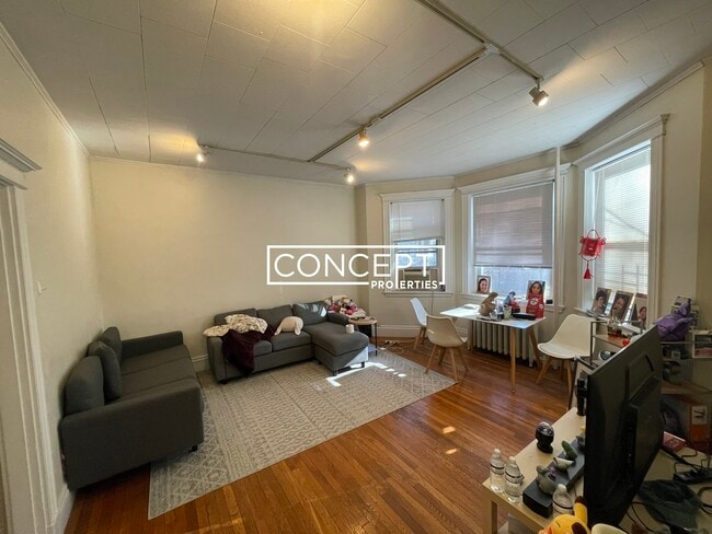 Photo - 18 Euston St Unit 2B