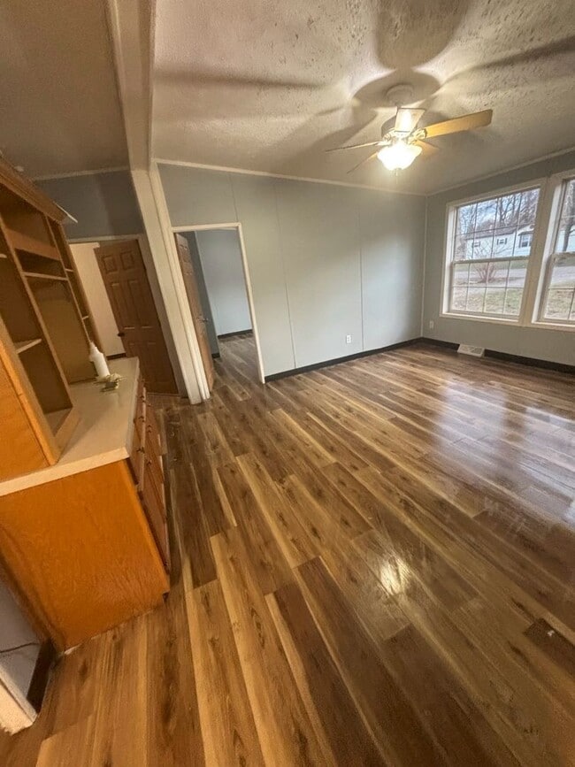 Photo - The perfect 3 bedroom 2 bathroom Home