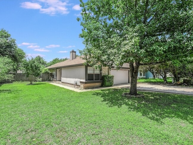 Photo - 806 Sunny Ln