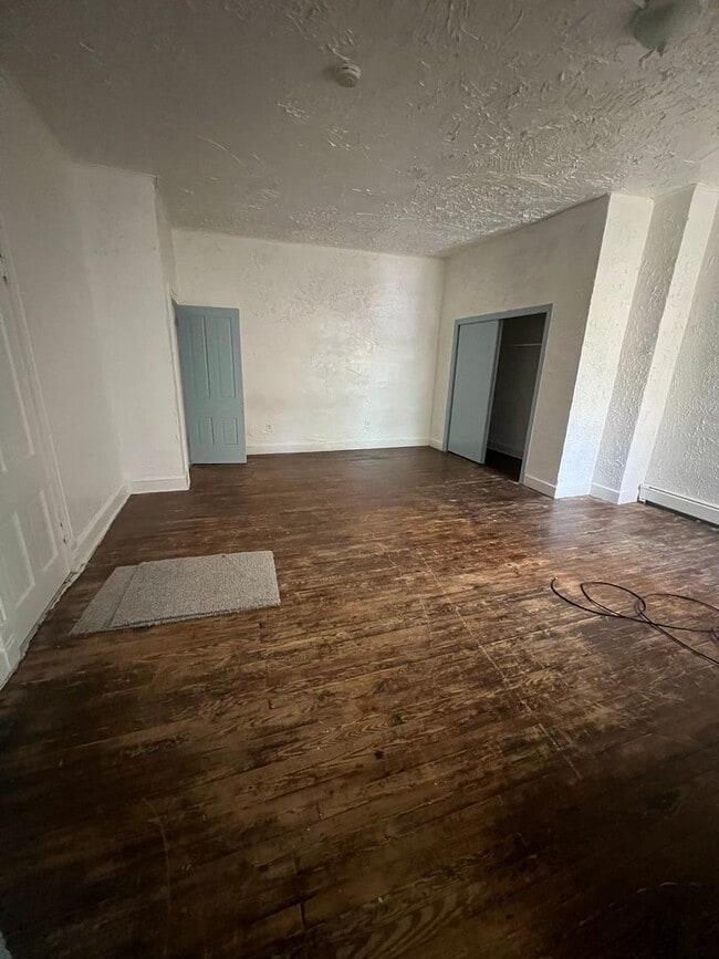 Photo - 161 W North St Unit Apartment 2