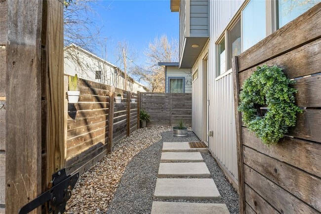 Photo - 1402 Singleton Ave