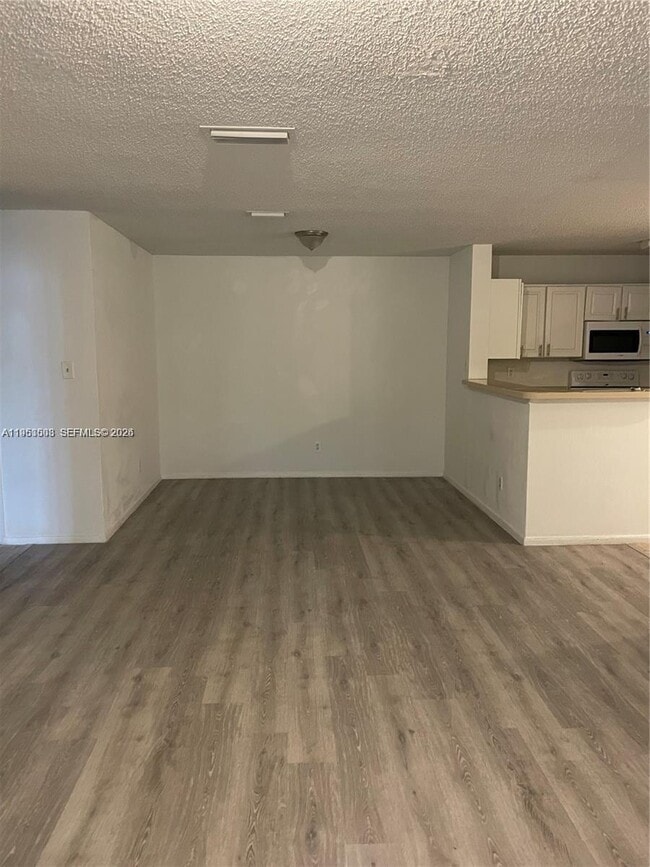 Photo - 11229 W Atlantic Blvd Unidad 201