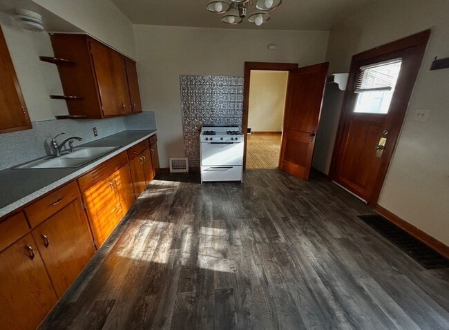 Photo - 2359 S KK Ave Unit 2359 Rear lower