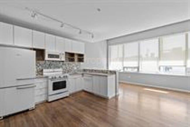 Photo - 4100 Lindell Blvd Unit 201