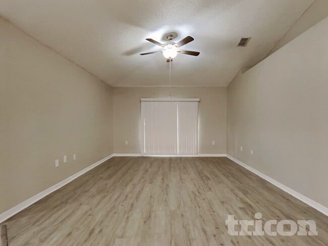 Photo - 508 Cloudcroft Dr