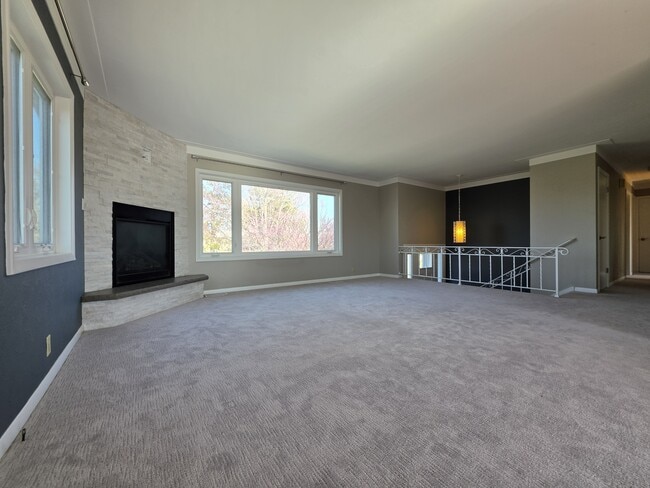 Photo - 3835 Lost Valley Rd SE