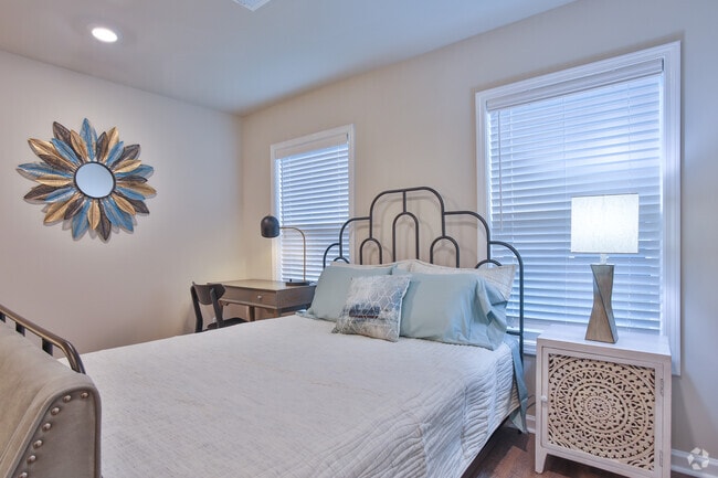 MacArthur Park Mac Studio - MacArthur Park