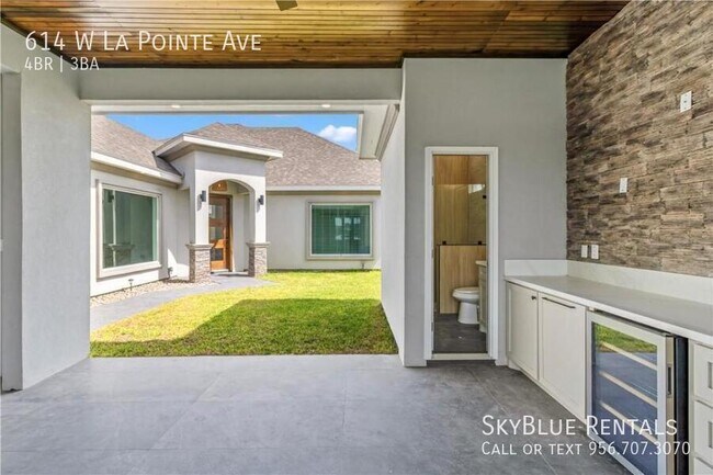 Photo - 614 W La Pointe Ave