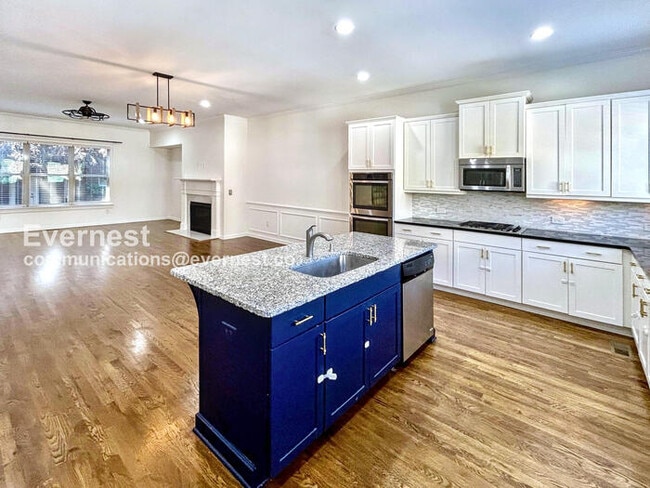 Photo - 951 Opelousas Way