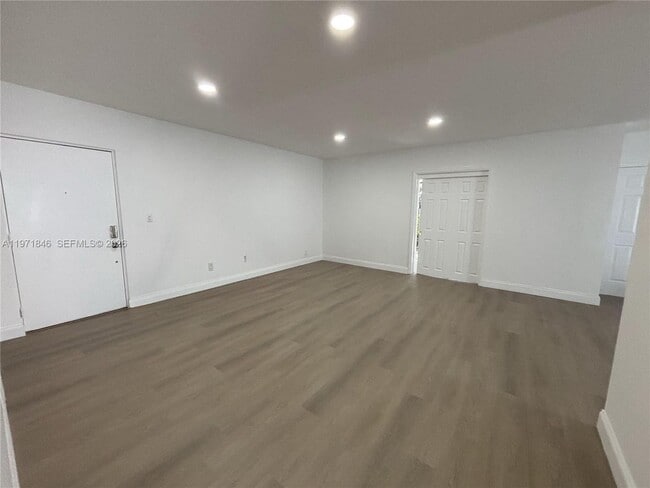 Photo - 6245 Old Court Rd