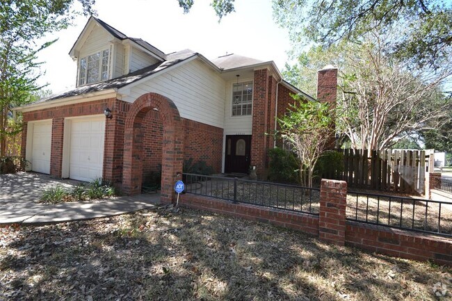 Building Photo - 22939 Garden Canyon Dr Rental