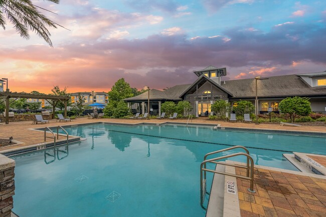 Building Photo - Integra River Run Rental