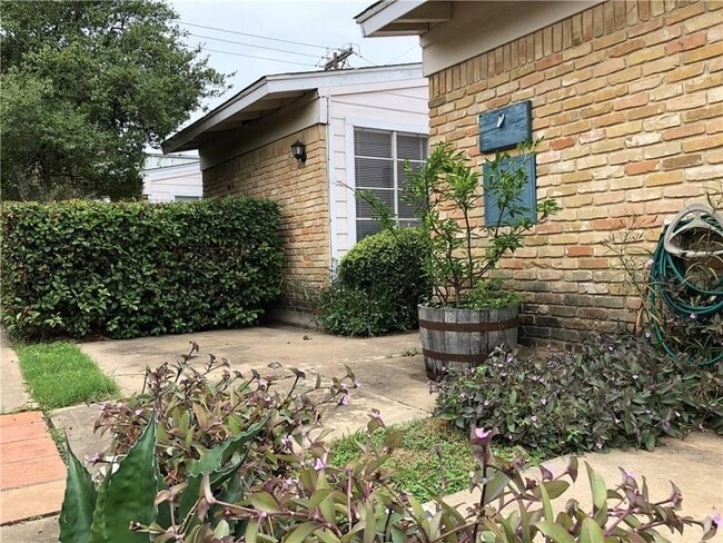 Photo - 3412 Willowrun Dr