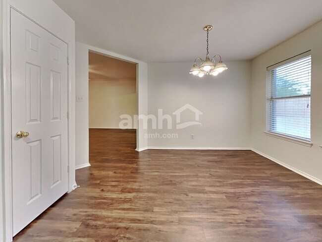 Photo - 150 Adams Dr