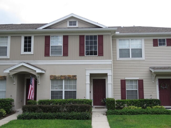 Building Photo - Townhouse in Fishhawk Ridge 2bd/2.5 bath