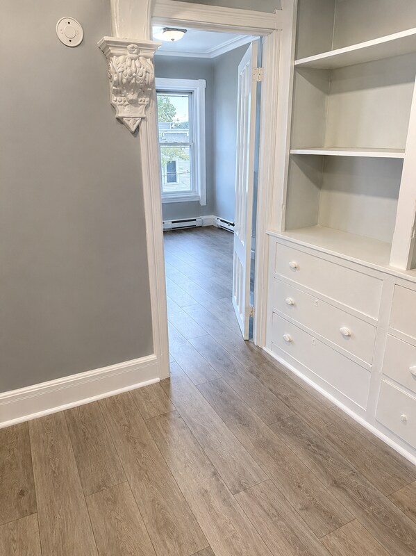 Photo - 127 Dove St