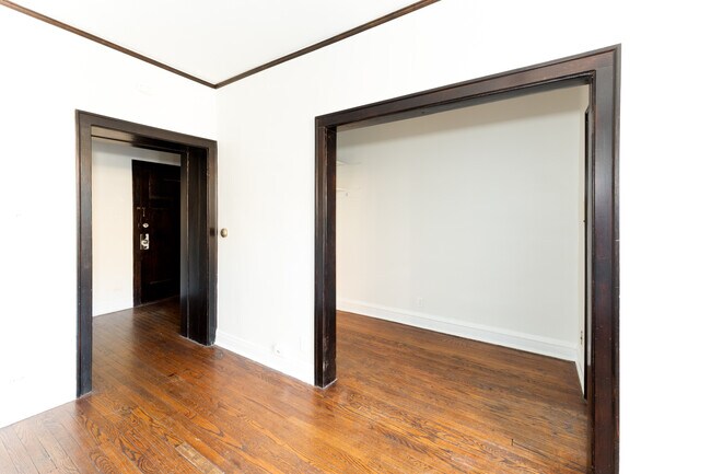 1363-67 E. 53rd St.