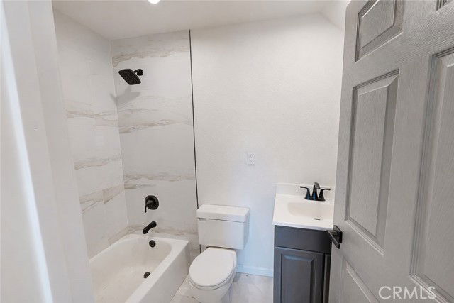 Photo - 5637 E Palmdale Blvd