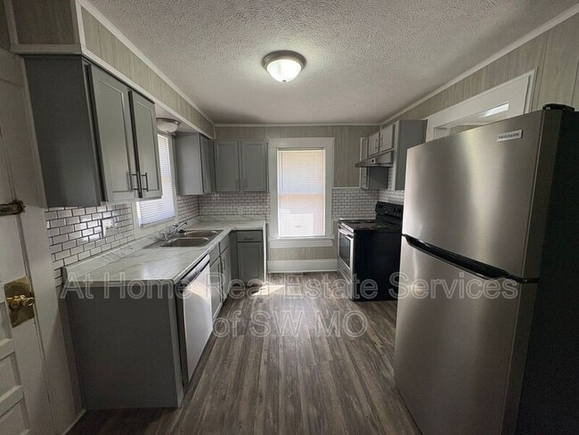 Photo - 1414 S Campbell Ave