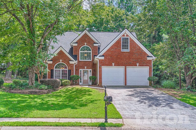 Photo - 2200 Sugarbirch Dr