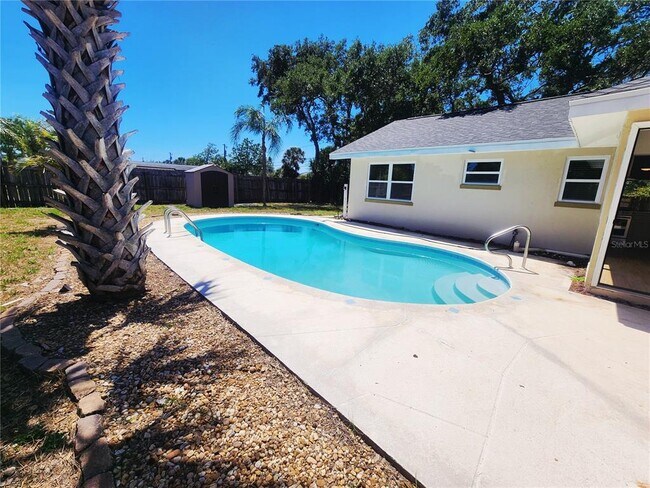 Photo - 2494 Del Rio Way