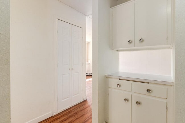 Photo - Hillsboro Place