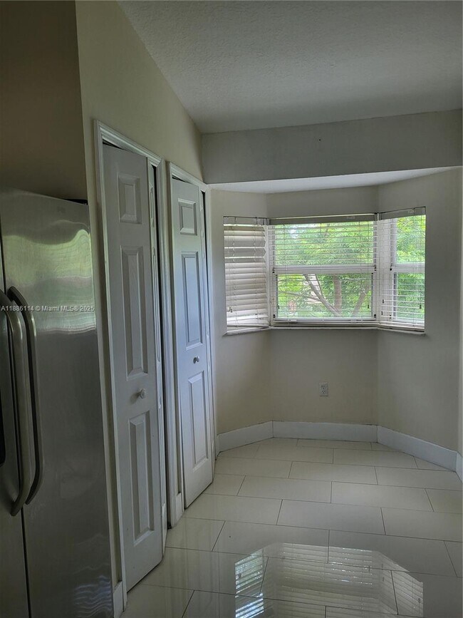 Photo - 2701 SE 12th Rd Unit 202