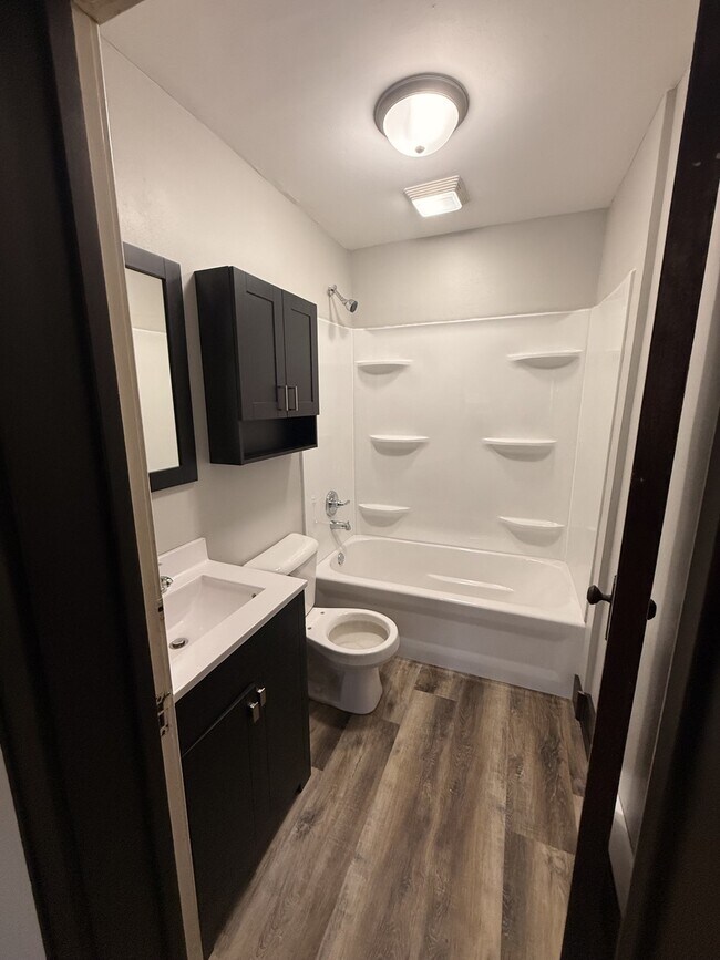 561 Franklin St Unit 2