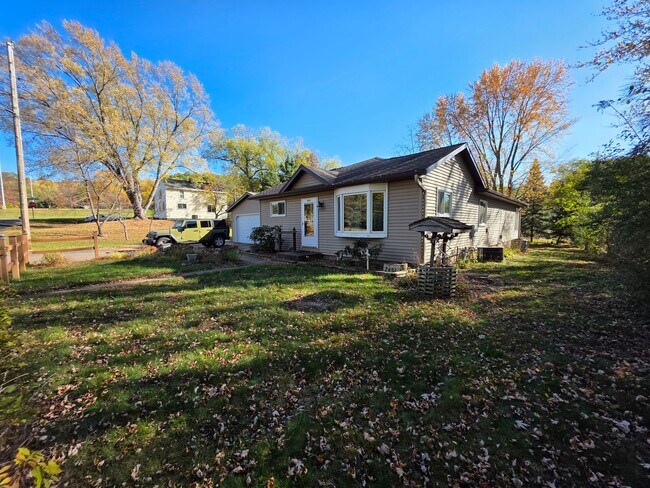 Photo - 2451 Harrison St