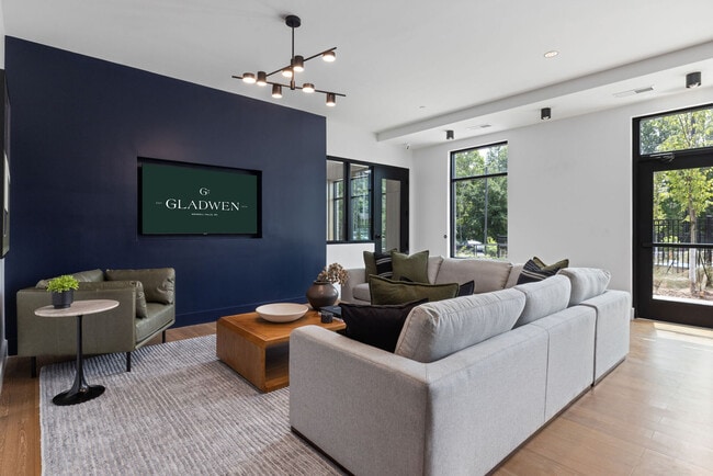 Gladwen Wendell Falls apartments — community photo