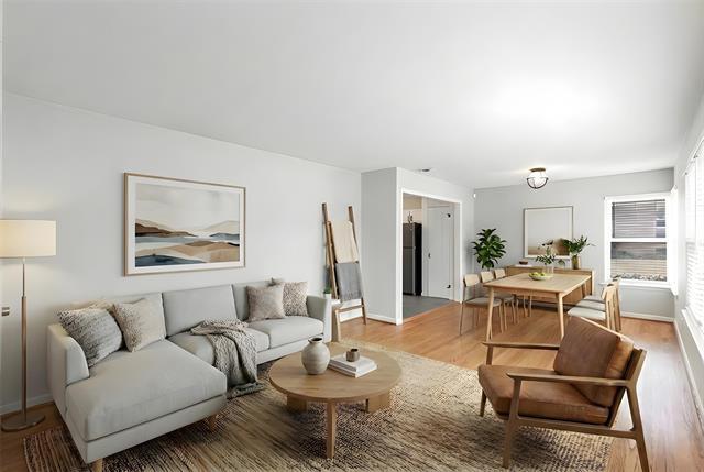 Photo - 8633 Westglen Dr