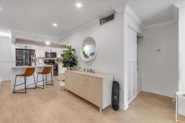 Photo - 9225 SW 87th Ave Unit A12