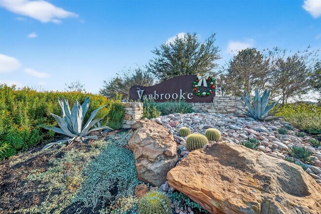 Photo - 5403 Tourmaline Wy