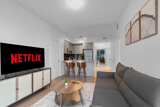 Photo - 65 Bremner Blvd Unit SI ID1403806P