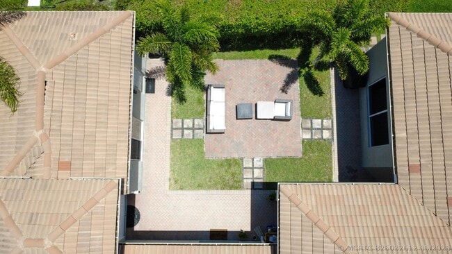 Photo - 10122 Oak Meadow Ln