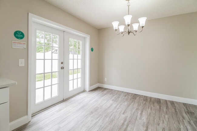 Photo - 1441 Wendy Ct