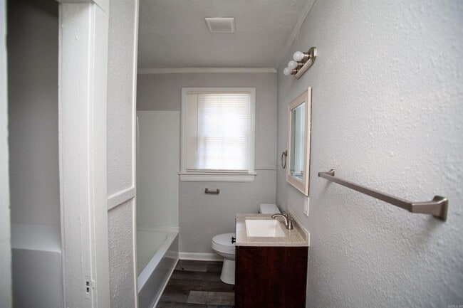 Photo - 1412 Peyton St