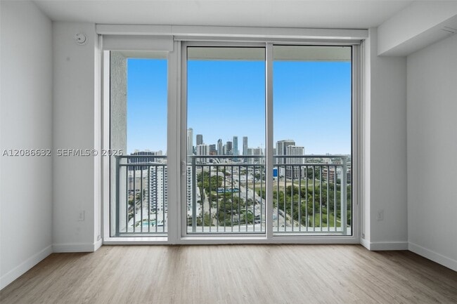 Building Photo - 2000 Biscayne Blvd Unit 2414