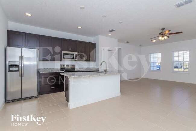 Photo - 189 Willow Dr