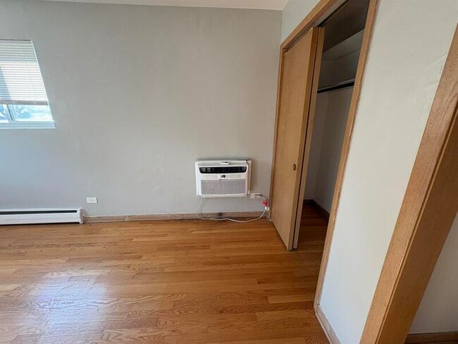 Photo - 6788 N Sauganash Ave Unit #1A