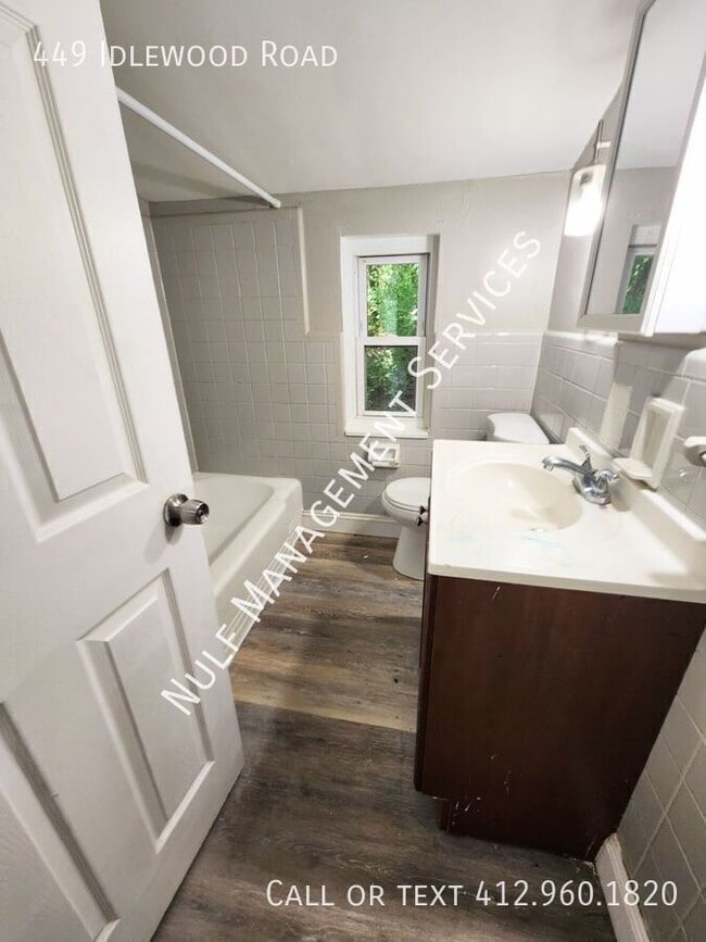 Photo - 449 Idlewood Rd