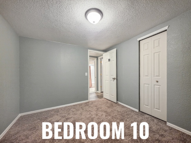 Photo - 13031 Dexter St