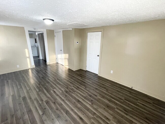 Photo - Warren Township 3BR Home!