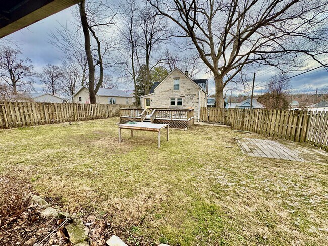 Photo - 1105 N Woodburn Ave