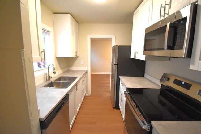 Photo - Freshly Remodeled Cozy Cottage Home Unit 316 S. Main St.