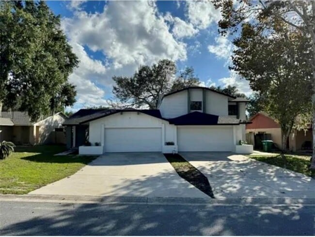 Photo - 640 Macduff Ln Townhome