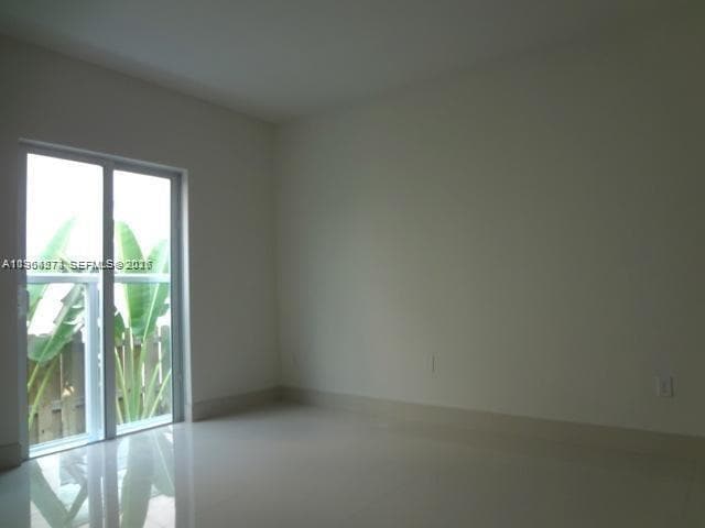 Photo - 6891 Bay Dr Unit 102