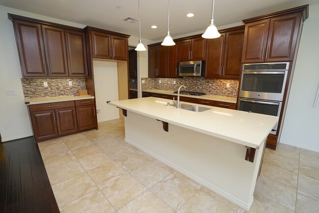 Photo - River Village 4 Bedroom Home in Santa Clar...